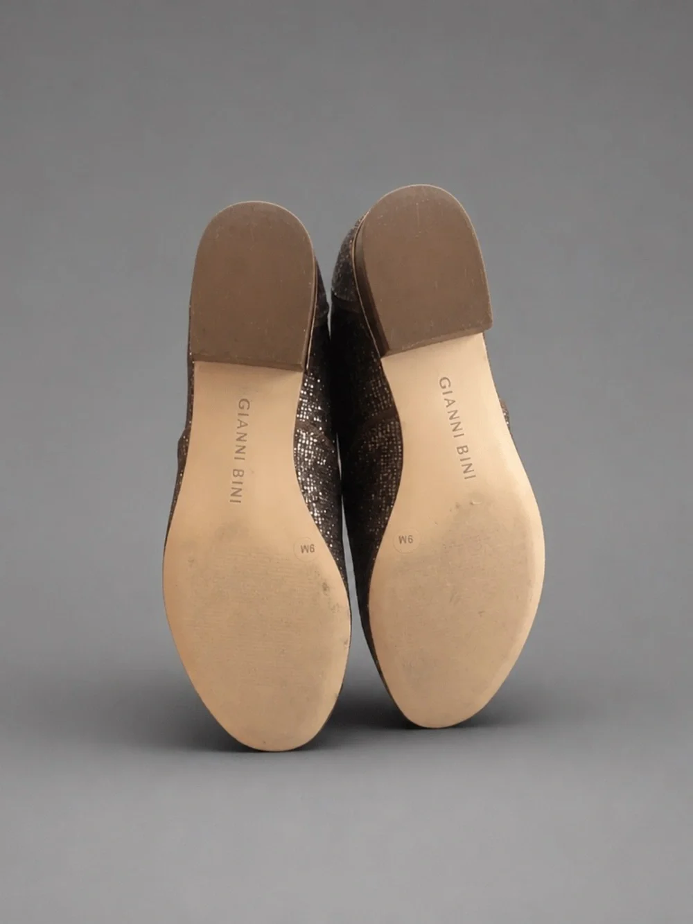 Gianni Bini Oxford Glitter Shoes
